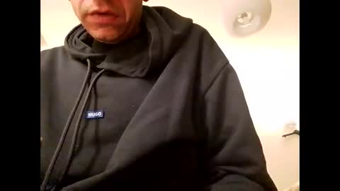 andreai1988 online show from April 2026 02:22:02 AM