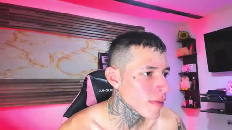 andrees_s online show from March 2026 01:28:01 PM