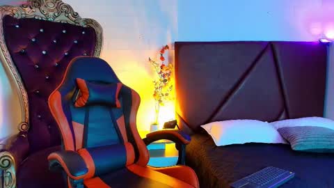 andreew_style_ online show from March 2026 08:03:02 PM