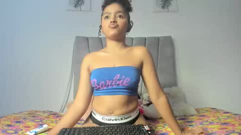 andreina_evans online show from March 2026 04:39:01 AM