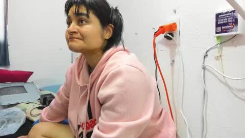 Snapshot of andreitatruji chatting on February 2026 03:41:02 PM yudith online show from February 2026 03:41:02 PM