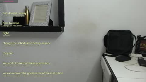 andrescoll25 online show from March 2026 01:43:02 AM