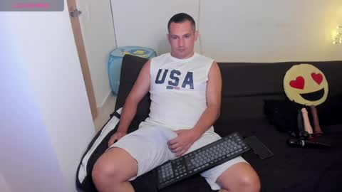 Andreslush04 online show from May 2026 02:42:01 AM