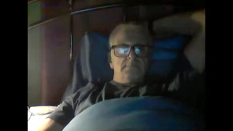 Andrew online show from May 2026 11:01:04 PM
