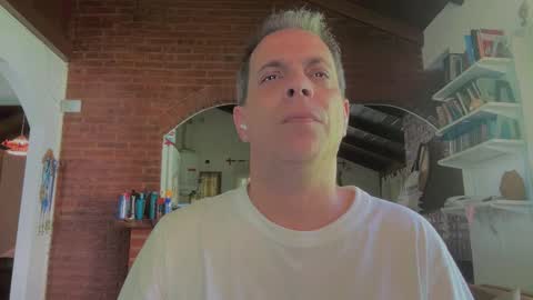 Andrew online show from March 2026 01:39:01 PM