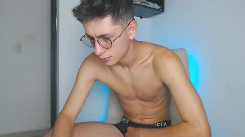 andy_collins__ online show from October 2025 06:45:02 PM