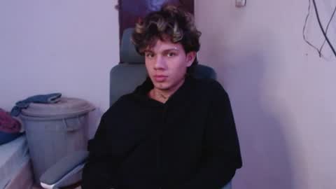 andy_dan1 online show from June 2026 12:27:01 AM