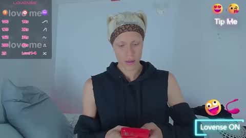 Snapshot of andyfboy chatting on June 2026 03:05:01 PM andy online show from June 2026 03:05:01 PM