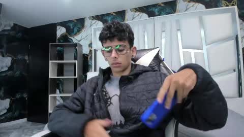 andyxibrat online show from April 2026 11:57:01 AM