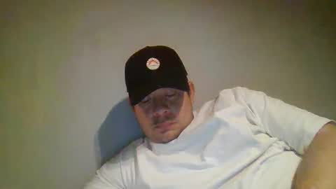 andyzeta10 online show from May 2026 12:16:02 AM
