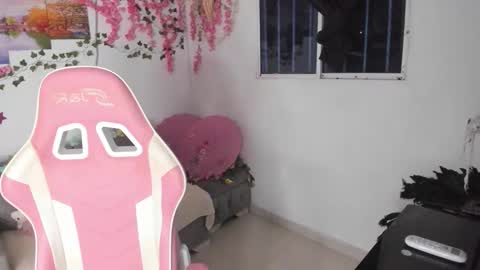          online show from February 2026 01:21:01 AM