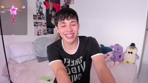 Angel   help me with 100 thumbs up online show from September 2025 09:16:02 PM