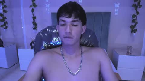 Snapshot of angel_of_sinn chatting on April 2026 06:19:01 AM angel_of_sinn online show from April 2026 06:19:01 AM