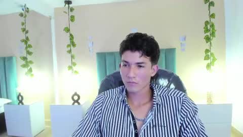 Snapshot of angel_of_sinn chatting on April 2026 03:45:02 AM angel_of_sinn online show from April 2026 03:45:02 AM