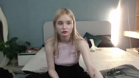 Angela online show from June 2026 09:14:01 AM