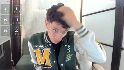 Snapshot of angel_st1 chatting on April 2026 12:21:01 PM Angel online show from April 2026 12:21:01 PM