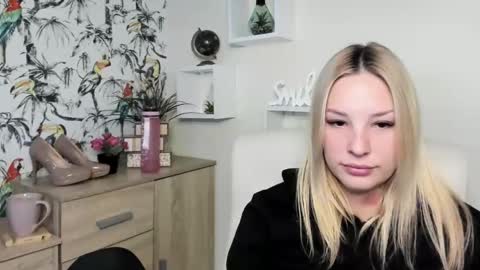 Angela online show from March 2026 07:03:02 AM