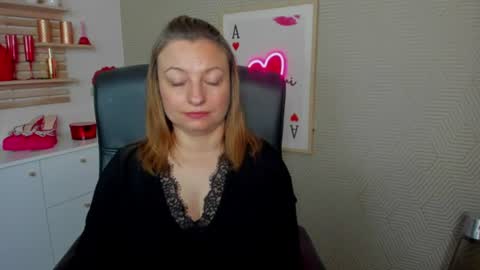 Angela online show from June 2026 05:42:02 AM