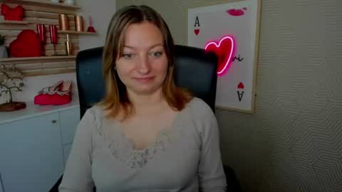 Angela online show from June 2026 05:32:02 AM