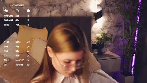 Mary online show from April 2026 12:45:02 PM