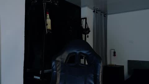 Angela help me reach 100 thumbs up online show from February 2026 06:19:01 PM