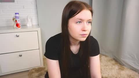 Snapshot of angelapratt chatting on April 2026 03:30:02 PM angelapratt online show from April 2026 03:30:02 PM