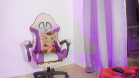 Angela online show from March 2026 08:09:01 AM