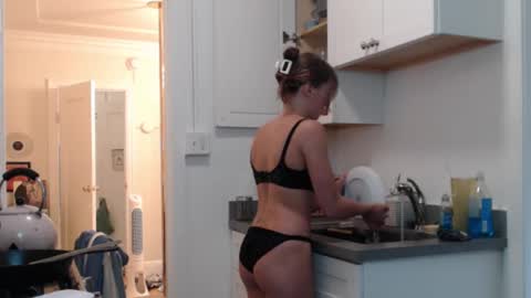 Fern4Ever online show from September 2025 12:00:02 AM