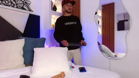 Angel online show from April 2026 04:27:01 AM