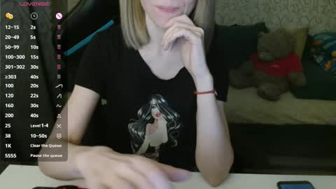 Snapshot of angelcute32 chatting on February 2026 04:43:01 PM AngelCute32 online show from February 2026 04:43:01 PM