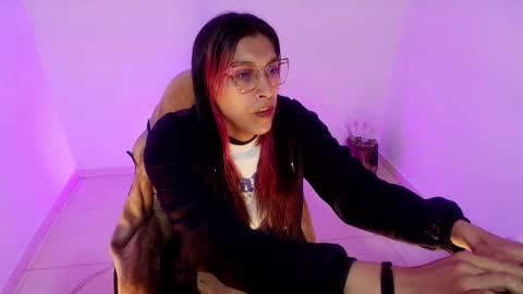 angele online show from March 2026 11:44:01 PM