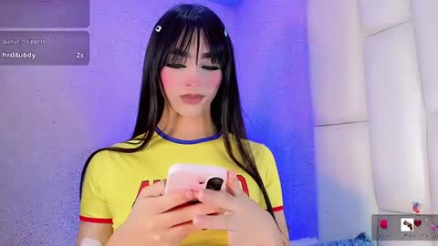 Snapshot of angeles_bust chatting on June 2026 08:58:01 PM angeles_bust online show from June 2026 08:58:01 PM