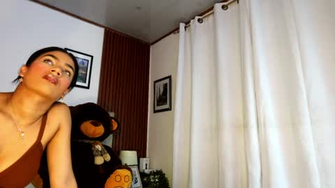 Snapshot of angeli_sexi chatting on June 2026 11:49:01 PM Carolina online show from June 2026 11:49:01 PM
