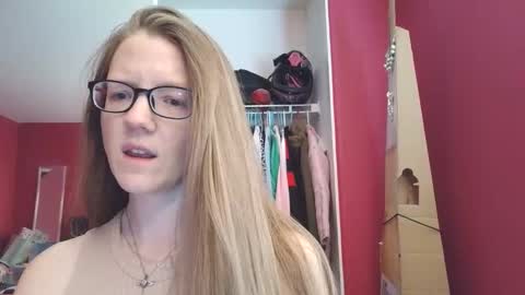 AngelicAngel online show from April 2026 06:25:02 PM