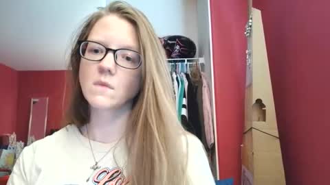 AngelicAngel online show from June 2026 07:25:01 PM