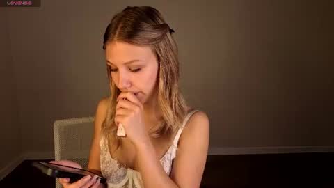 Snapshot of angelina_becker chatting on June 2026 12:58:01 AM Angelina online show from June 2026 12:58:01 AM