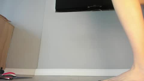 angelinamoore281 online show from April 2026 04:01:01 AM