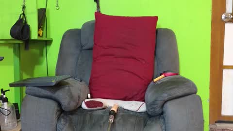 Angel online show from February 2026 04:09:02 AM