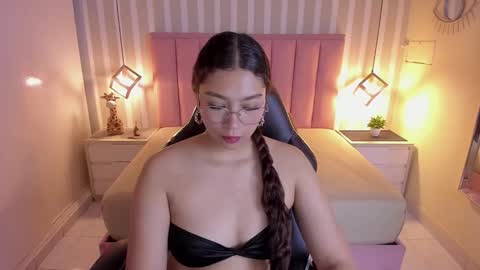 Snapshot of angelinemore chatting on March 2026 07:33:01 PM ANGELINE online show from March 2026 07:33:01 PM