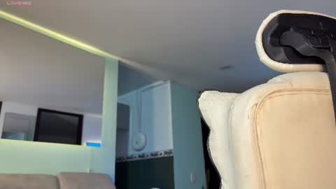 Snapshot of angeloferro1 chatting on June 2026 04:10:01 AM Angelo Ferro online show from June 2026 04:10:01 AM