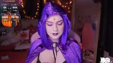 Angel online show from October 2025 05:35:02 AM