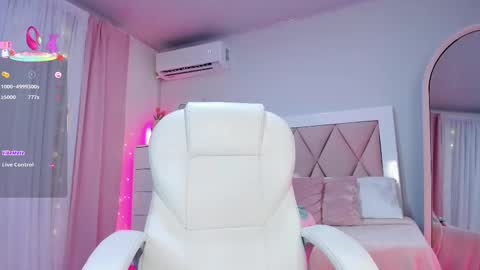 Snapshot of ania_sweet chatting on March 2025 03:43:02 AM Ania online show from March 2025 03:43:02 AM