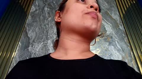 anie__saenz online show from June 2026 08:02:01 PM