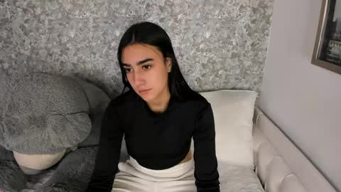 anika_h online show from April 2026 12:10:02 PM