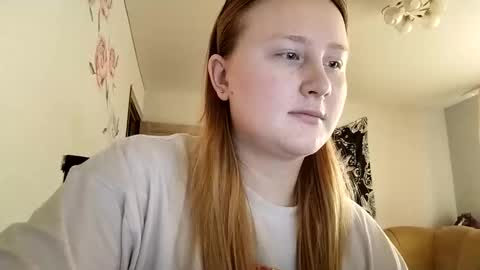 Snapshot of anika_lipps chatting on November 2025 01:44:02 PM Anika online show from November 2025 01:44:02 PM