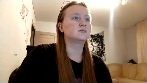 Snapshot of anika_lipps chatting on November 2025 07:52:02 PM Anika online show from November 2025 07:52:02 PM