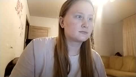 Snapshot of anika_lipps chatting on November 2025 04:11:02 AM Anika online show from November 2025 04:11:02 AM