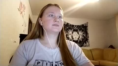 Snapshot of anika_lipps chatting on December 2025 01:06:01 PM Anika online show from December 2025 01:06:01 PM