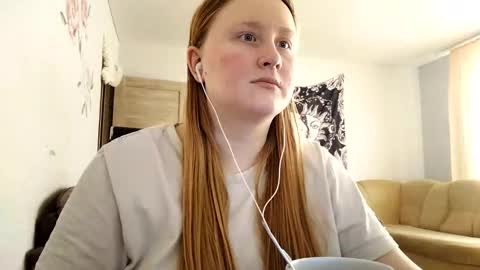 Snapshot of anika_lipps chatting on January 2026 01:37:02 PM Anika online show from January 2026 01:37:02 PM