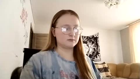 Snapshot of anika_lipps chatting on February 2026 10:00:01 AM Anika online show from February 2026 10:00:01 AM